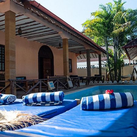 Hakuna Matata Villa Paje Exterior photo
