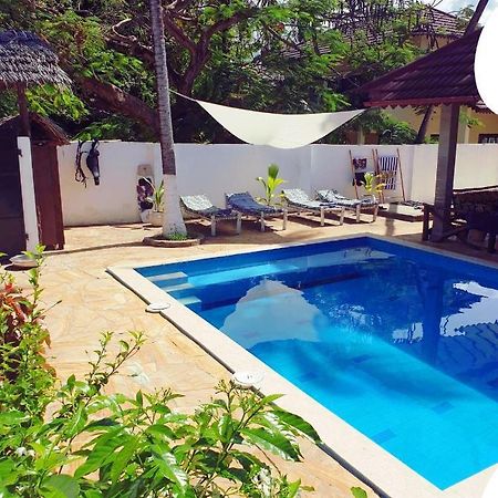 Hakuna Matata Villa Paje Exterior photo