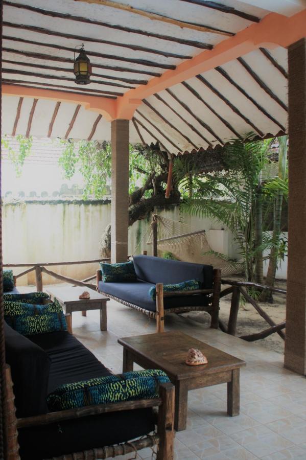 Hakuna Matata Villa Paje Exterior photo