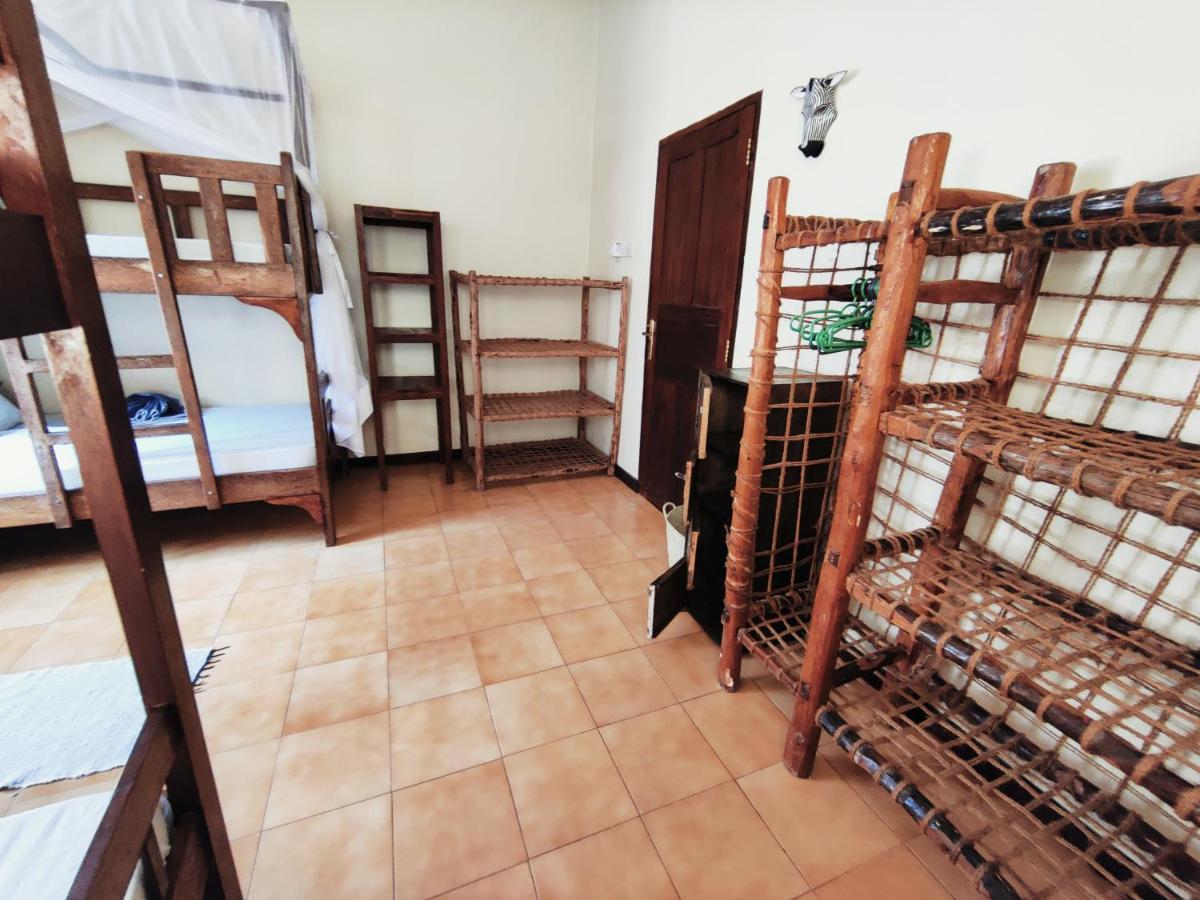 Hakuna Matata Villa Paje Exterior photo