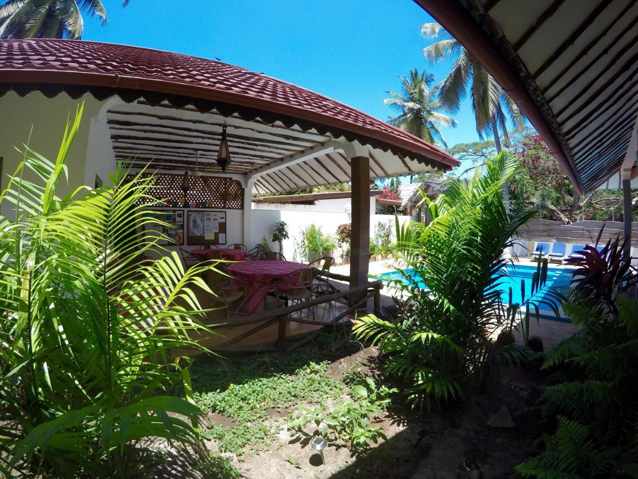 Hakuna Matata Villa Paje Exterior photo