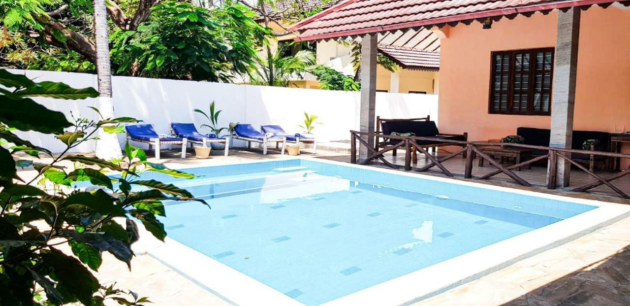 Hakuna Matata Villa Paje Exterior photo
