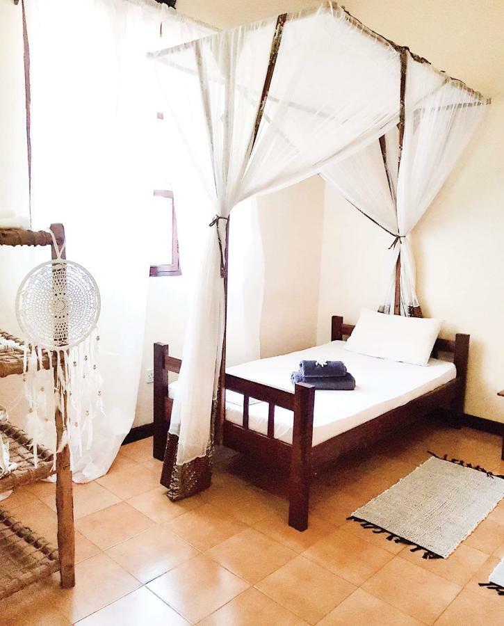 Hakuna Matata Villa Paje Exterior photo